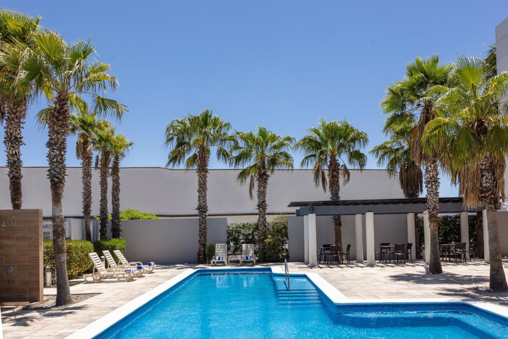 Courtyard By Marriott Hermosillo Exteriör bild