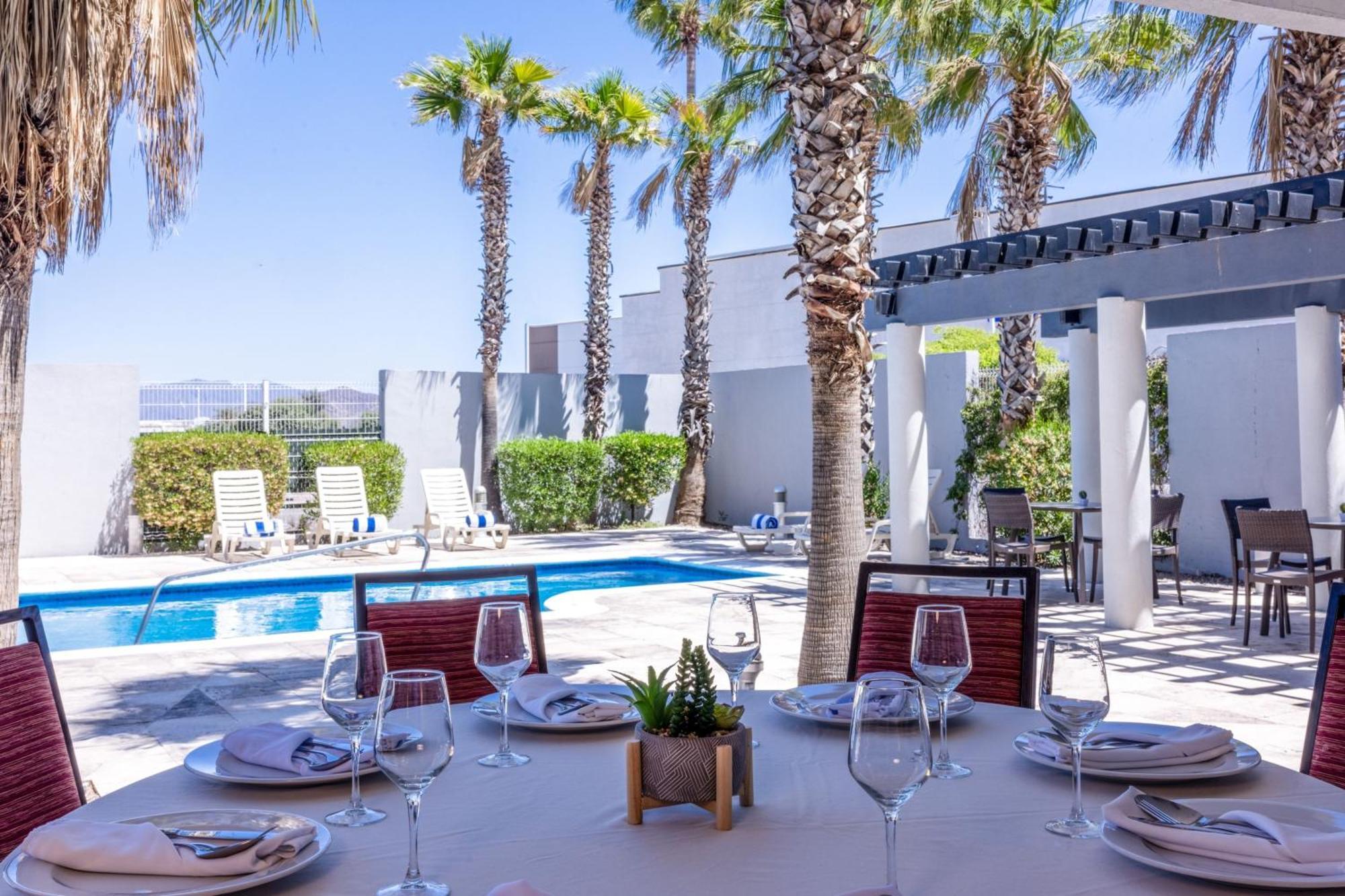 Courtyard By Marriott Hermosillo Exteriör bild